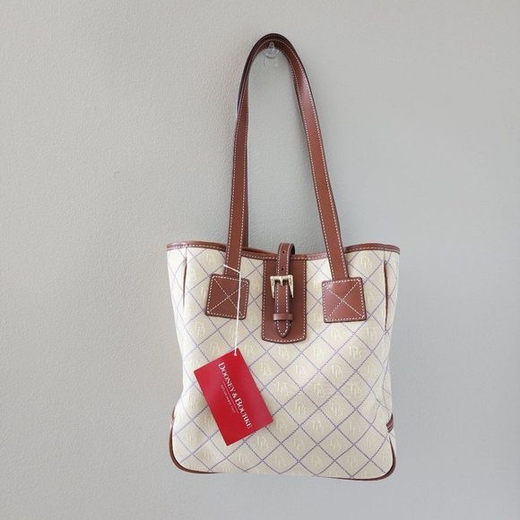 Dooney & Bourke Handbags - Dooney & Bourke Womens Tote Bag